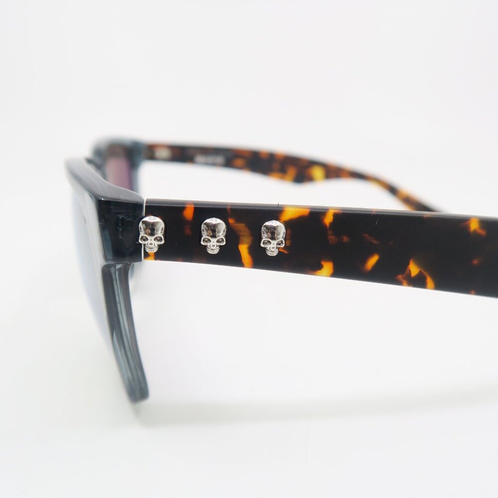 John Varvatos SJV554 56mm Blue Crystal Mirror with Skulls, New Men's Sunglasses. - Picture 6 of 10